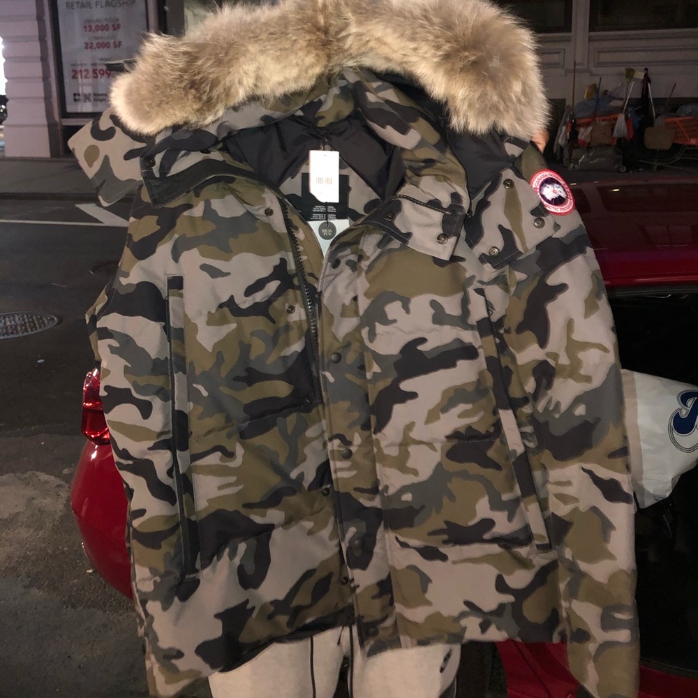 Canada Goose CAMO Parka